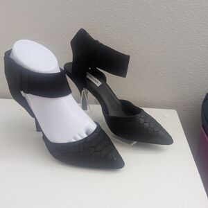 Black Textured Women's Heels